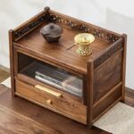 Moderne kleine Pfeifenvitrine