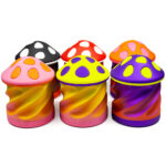 Bunte 4-teilige Pilz-Tabakgrinder-Set Großhandel