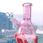 Nachtleuchtende Glasbong